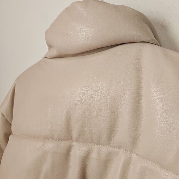 NWT ABERCROMBIE & FITCH BONE / CREAM PUFFER JACKET VEGAN LEATHER SIZE MED WMNS - Picture 9 of 16